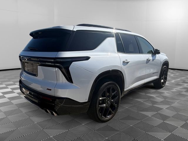 Used 2025 Chevrolet Traverse RS AWD/4WD image 3