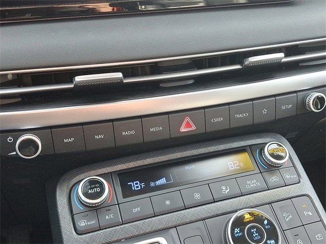 Used 2023 Hyundai Palisade Limited image 16