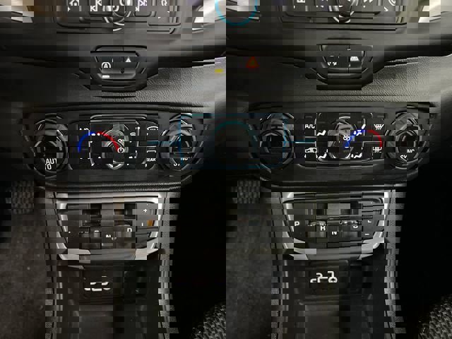 Certified 2023 GMC Terrain SLE w/ Driver Convenience Package image 17