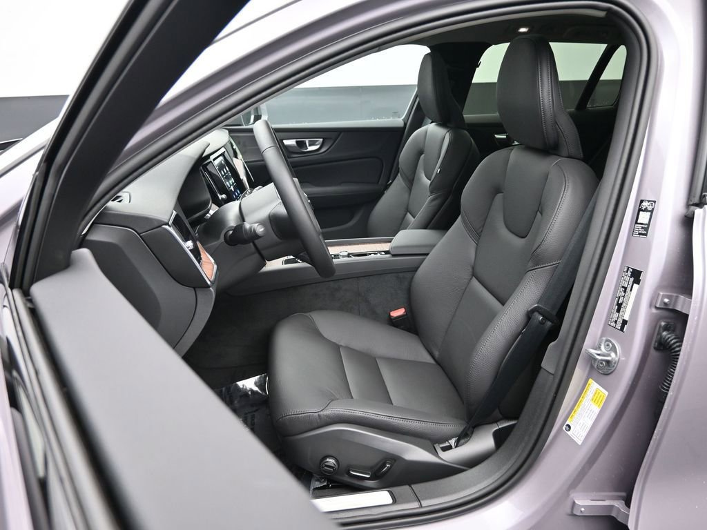 New 2026 Volvo V60 B5 Cross Country Plus w/ Climate Package image 20