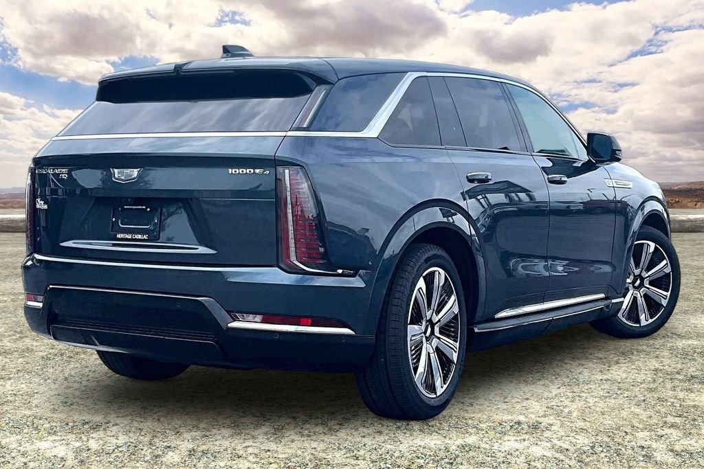 Certified 2026 Cadillac Escalade IQ Luxury 2 AWD/4WD image 5