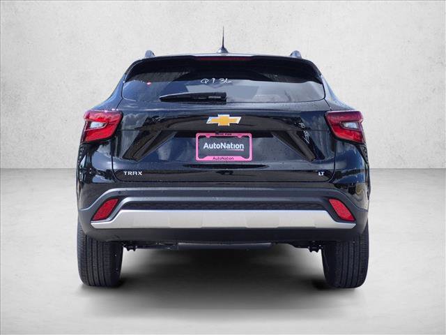 New 2026 Chevrolet Trax LT w/ Driver Confidence Package FWD image 6