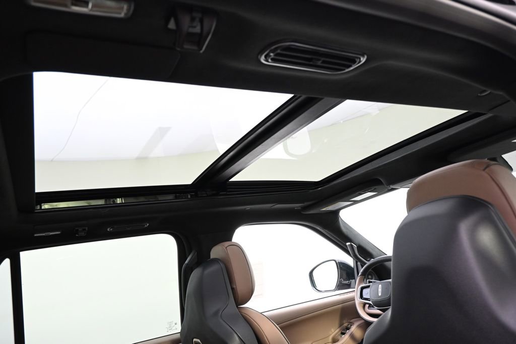 New 2026 Lincoln Navigator L Black Label image 17