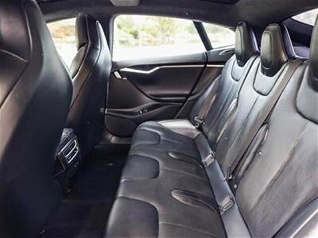 Used 2017 Tesla Model S 75 RWD image 28
