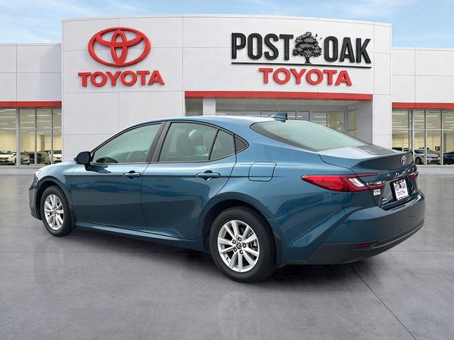 Used 2025 Toyota Camry LE w/ Convenience Package AWD/4WD image 5