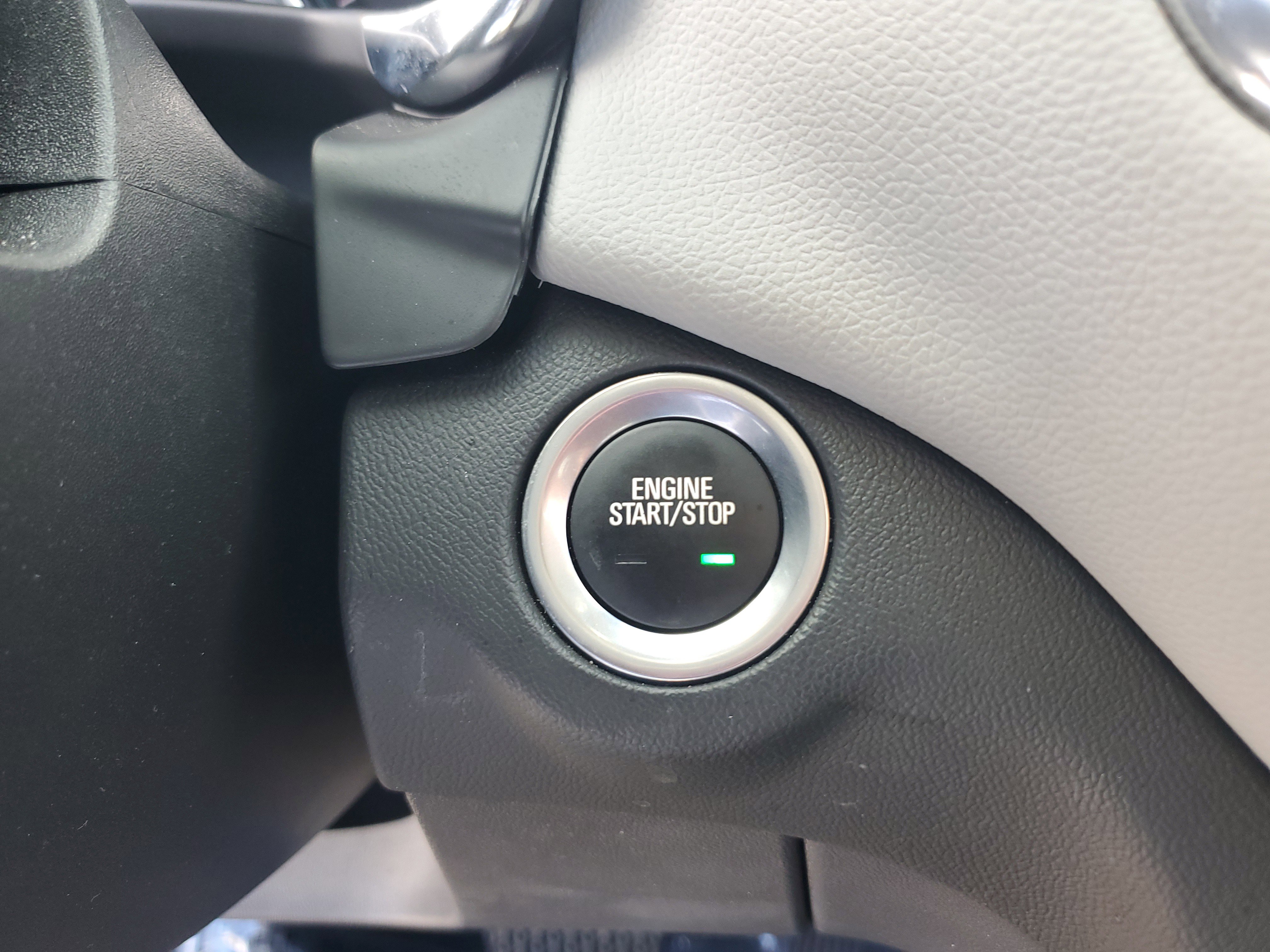 Used 2023 Chevrolet Equinox LT image 23