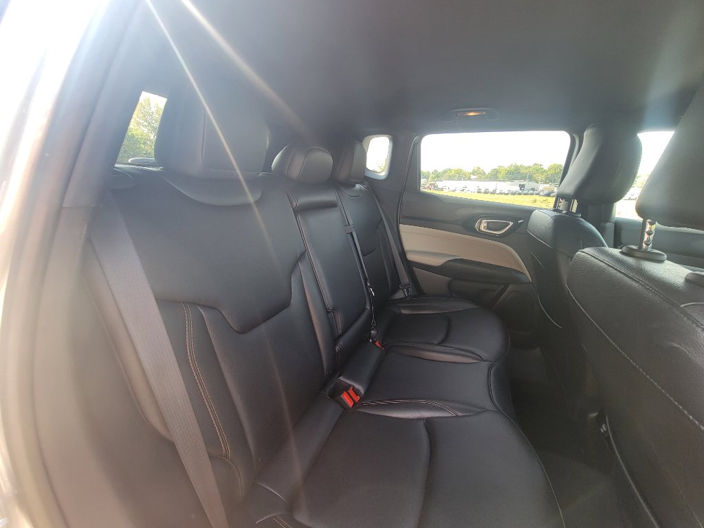 Used 2024 Jeep Compass Limited image 33