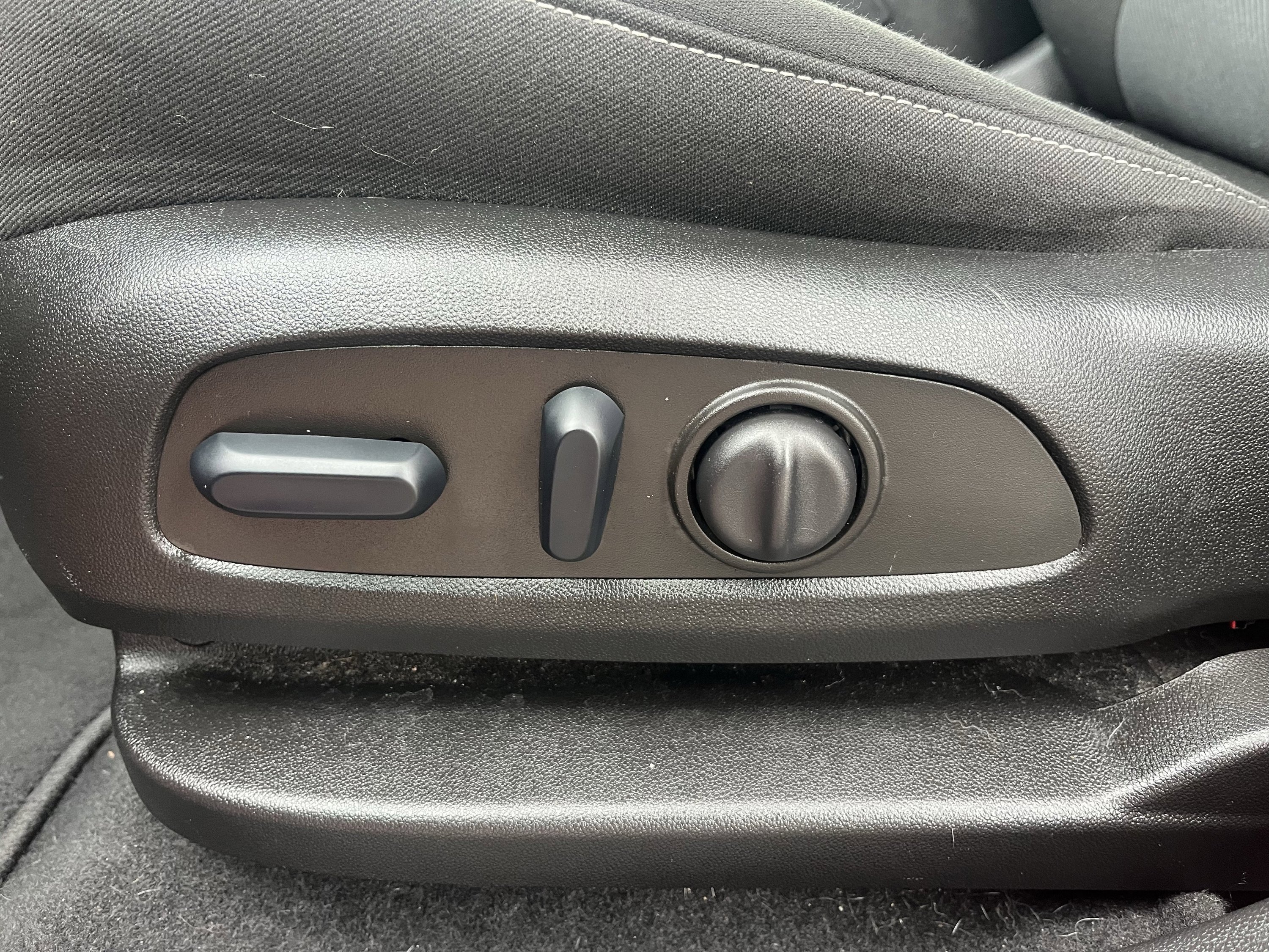 Used 2023 Chevrolet Blazer LT w/ Convenience Package image 12