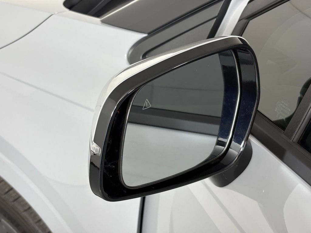 New 2026 Kia Carnival EX FWD image 13