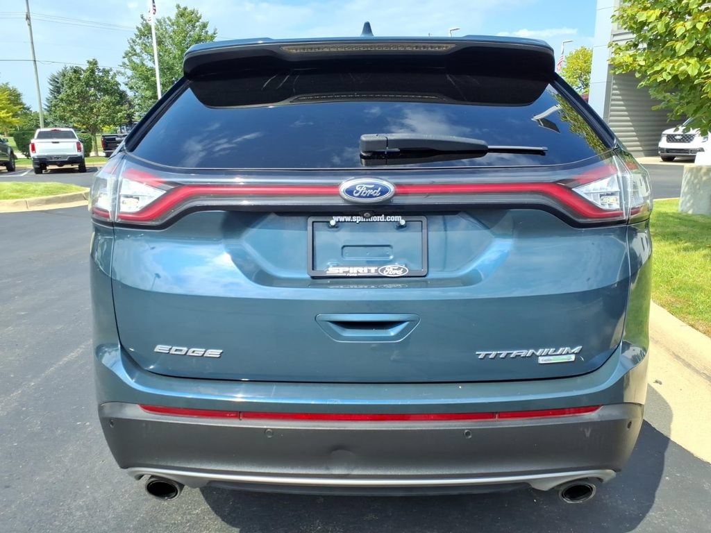 Used 2016 Ford Edge Titanium w/ Equipment Group 301A FWD image 5