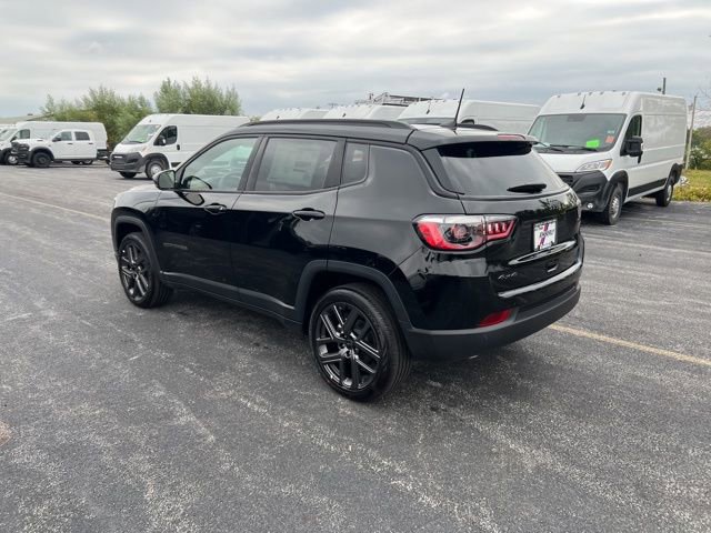 New 2026 Jeep Compass Limited w/ Sun, Sound & Navigation Group AWD/4WD image 3