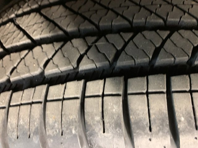 Used 2018 Jaguar F-PACE Premium image 40