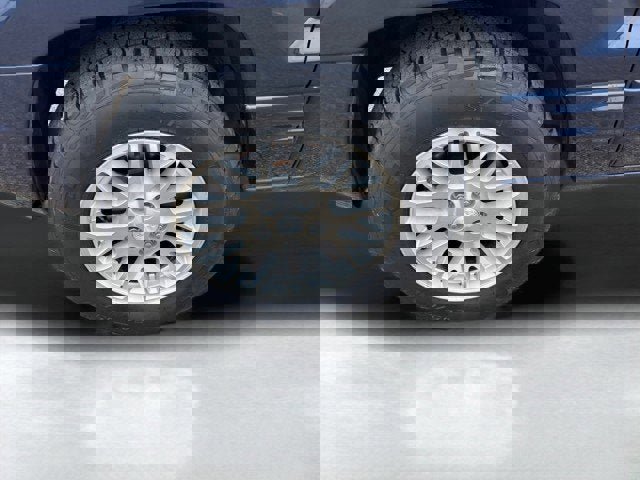 Used 2004 Jeep Grand Cherokee Limited w/ Cold Weather Group image 9