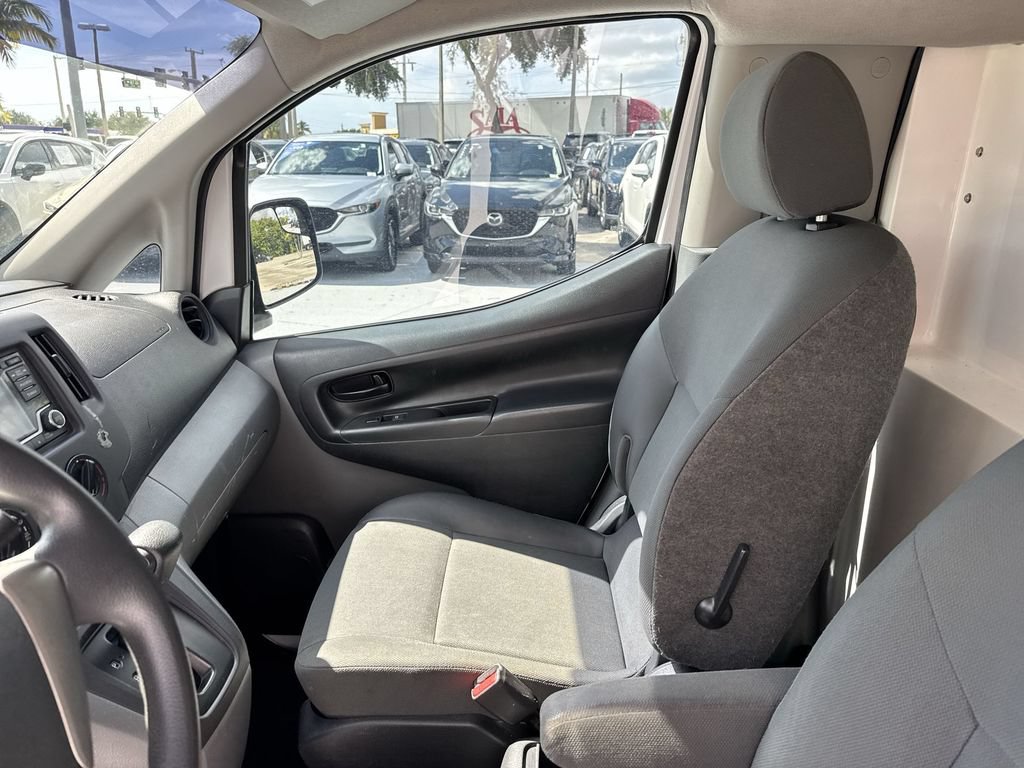 Used 2019 Nissan NV200 S FWD image 19