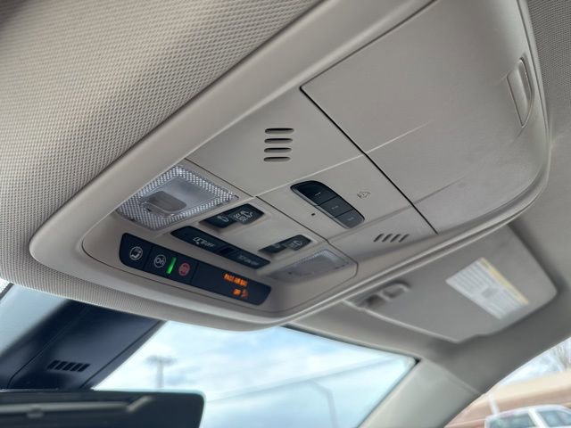 Used 2023 GMC Acadia Denali w/ Denali Ultimate Package FWD image 30