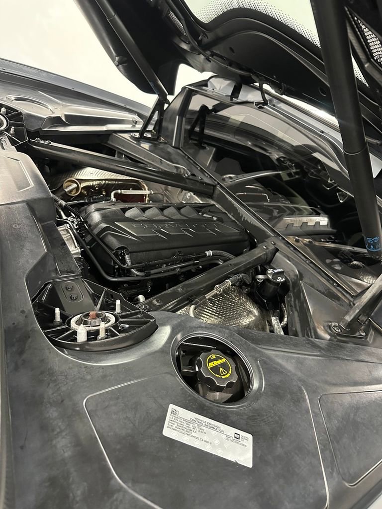 Used 2024 Chevrolet Corvette Stingray Coupe w/ Z51 Performance Package image 29