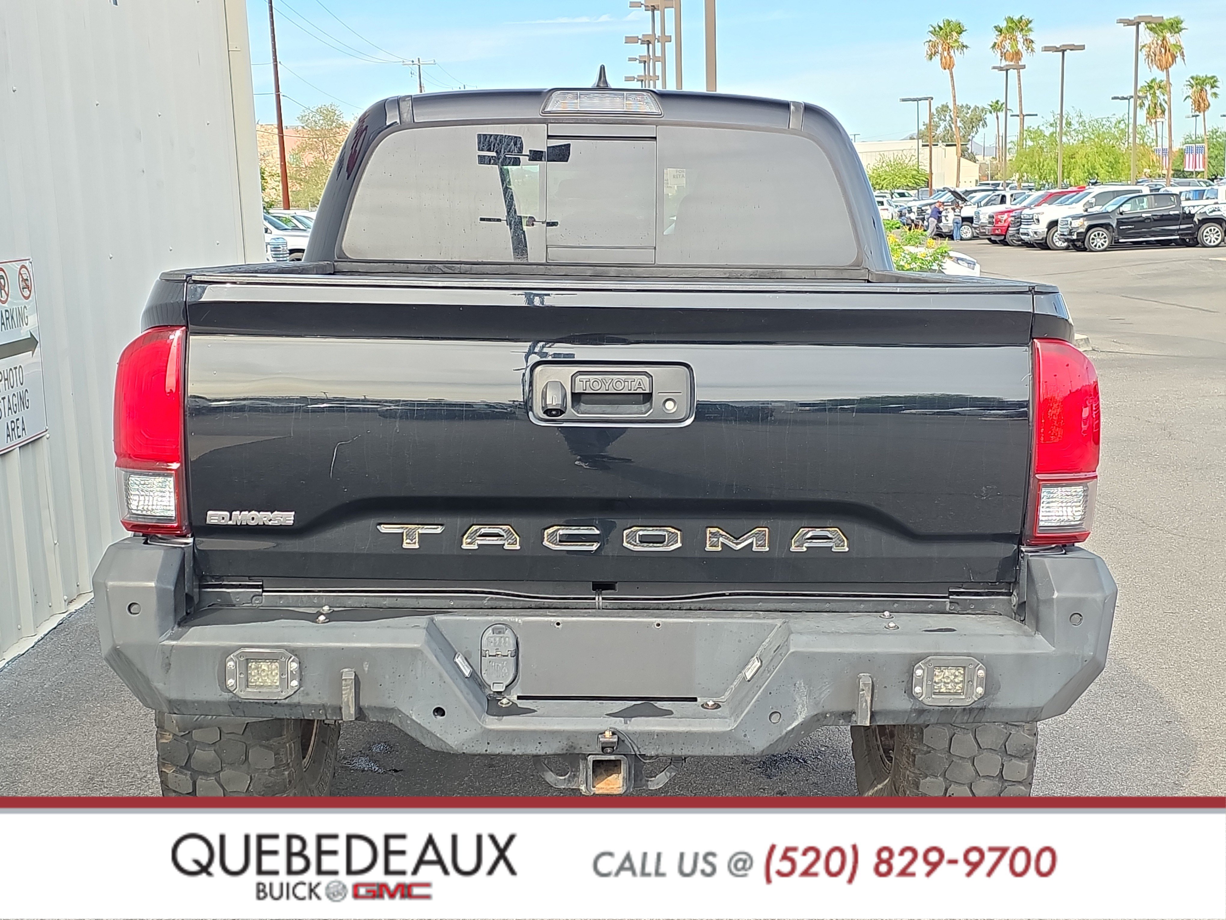 Used 2019 Toyota Tacoma TRD Off-Road AWD/4WD image 7
