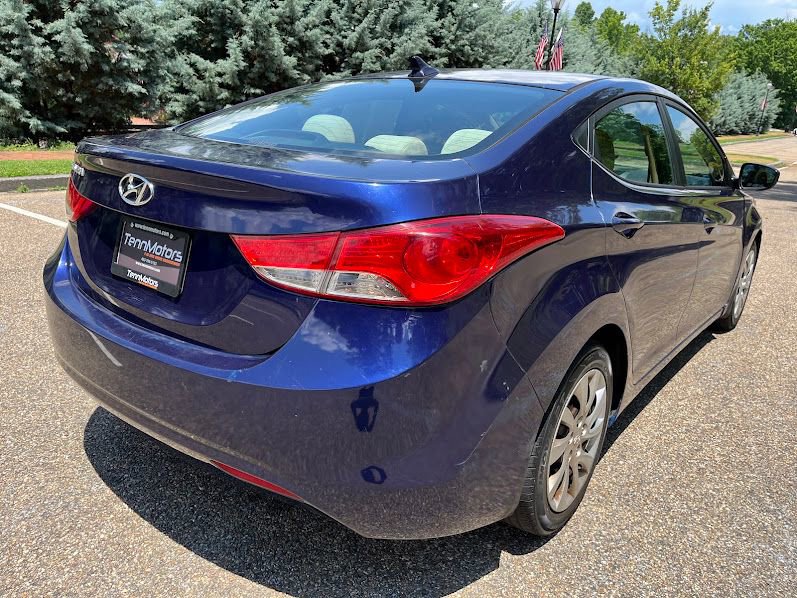 Used 2013 Hyundai Elantra GLS FWD image 32