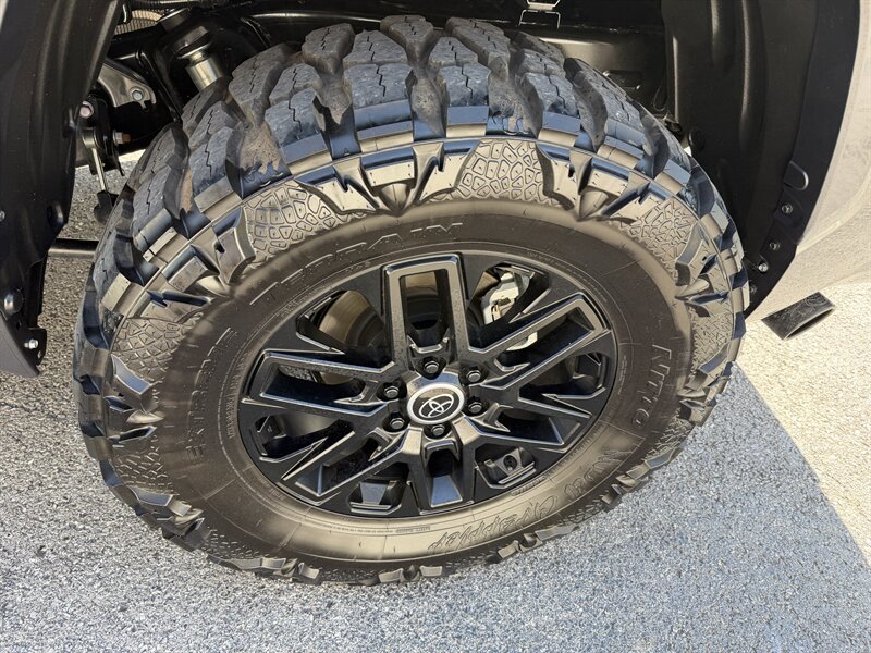 Used 2026 Toyota Tundra Platinum AWD/4WD image 15