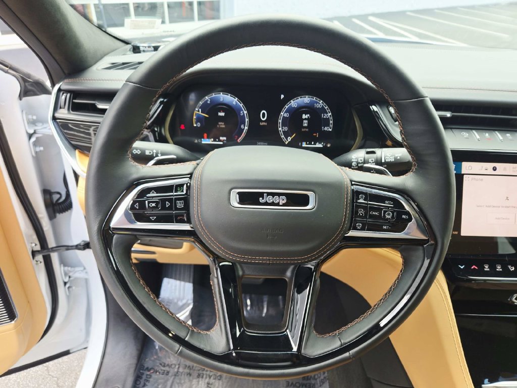 Used 2026 Jeep Grand Cherokee L Summit w/ Obsidian Package AWD/4WD image 21