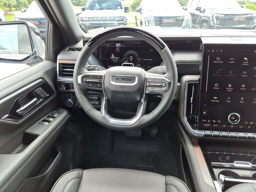 New 2026 GMC Yukon XL Denali w/ Denali Reserve Package AWD/4WD image 36