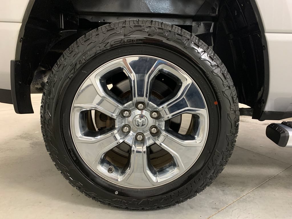 Used 2019 RAM 1500 Big Horn AWD/4WD image 9