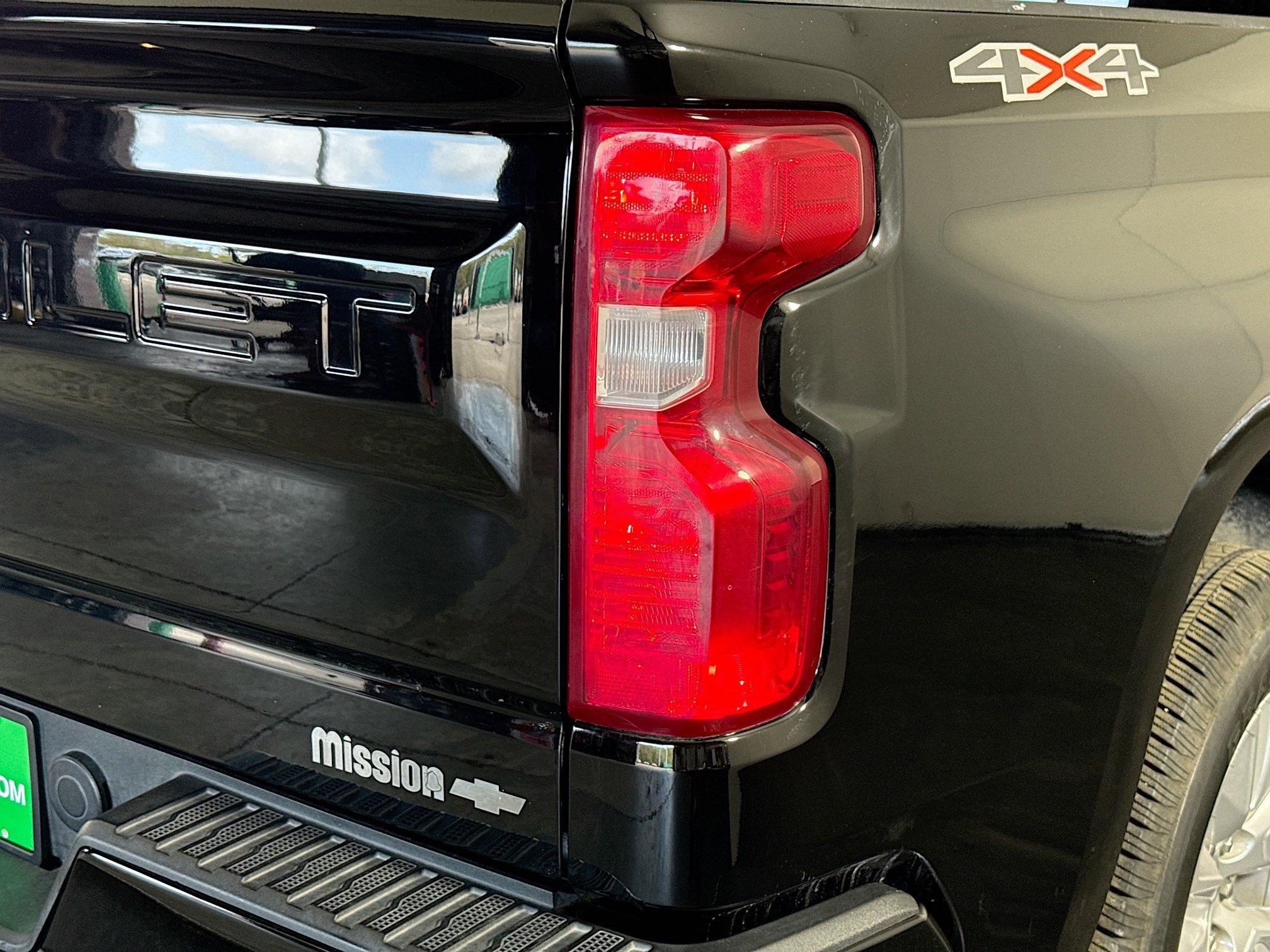 Used 2022 Chevrolet Silverado 1500 Custom image 32