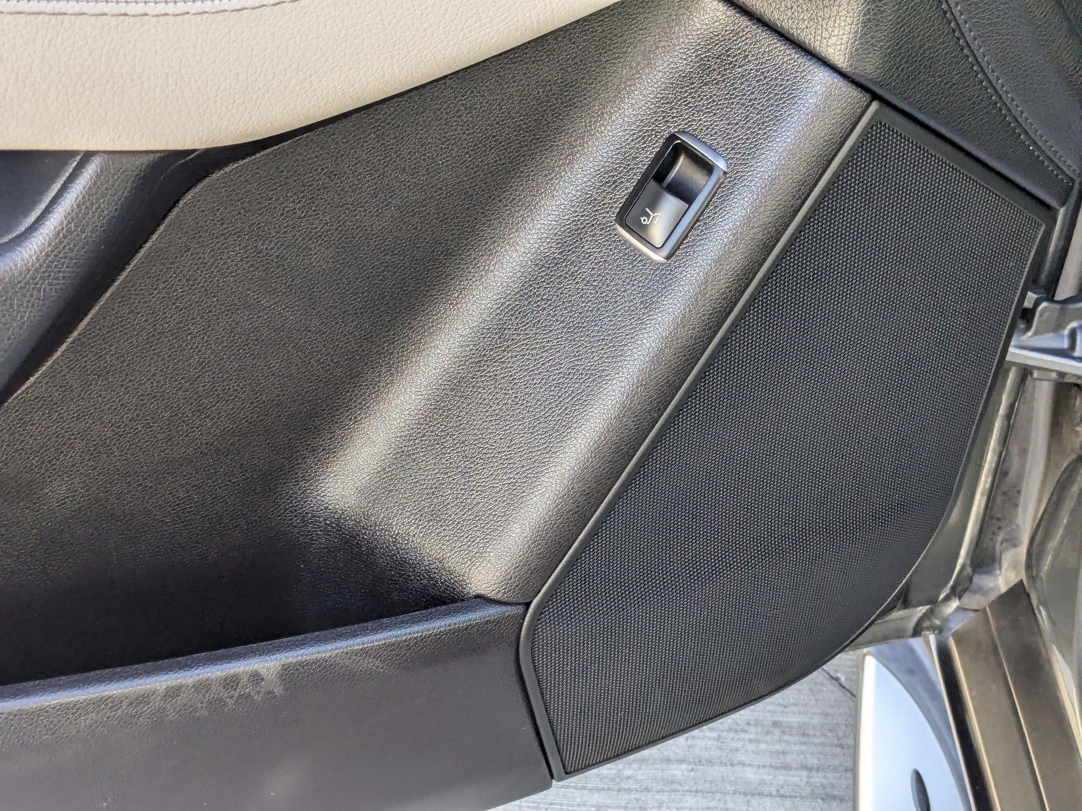 Used 2017 Mercedes-Benz GLE 43 AMG 4MATIC Coupe w/ Premium 3 Package image 15