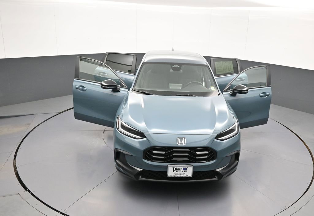 Certified 2025 Honda HR-V Sport image 44