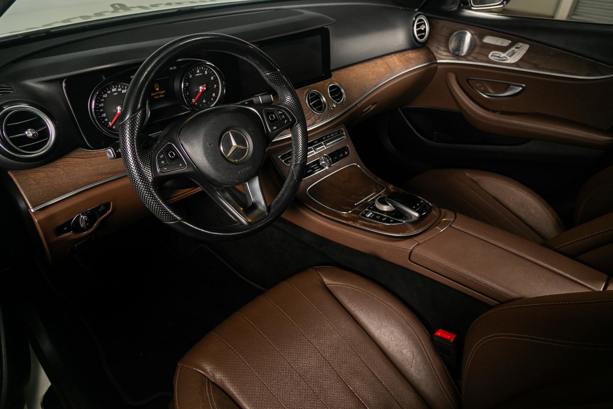 Used 2018 Mercedes-Benz E 300 E 300 RWD Sedan w/ Premium 1 Package image 2