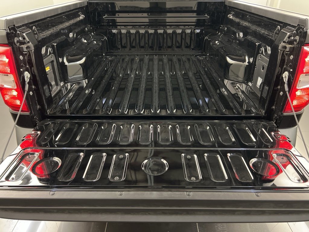 New 2025 Ford Maverick XLT w/ XLT Luxury Package image 31