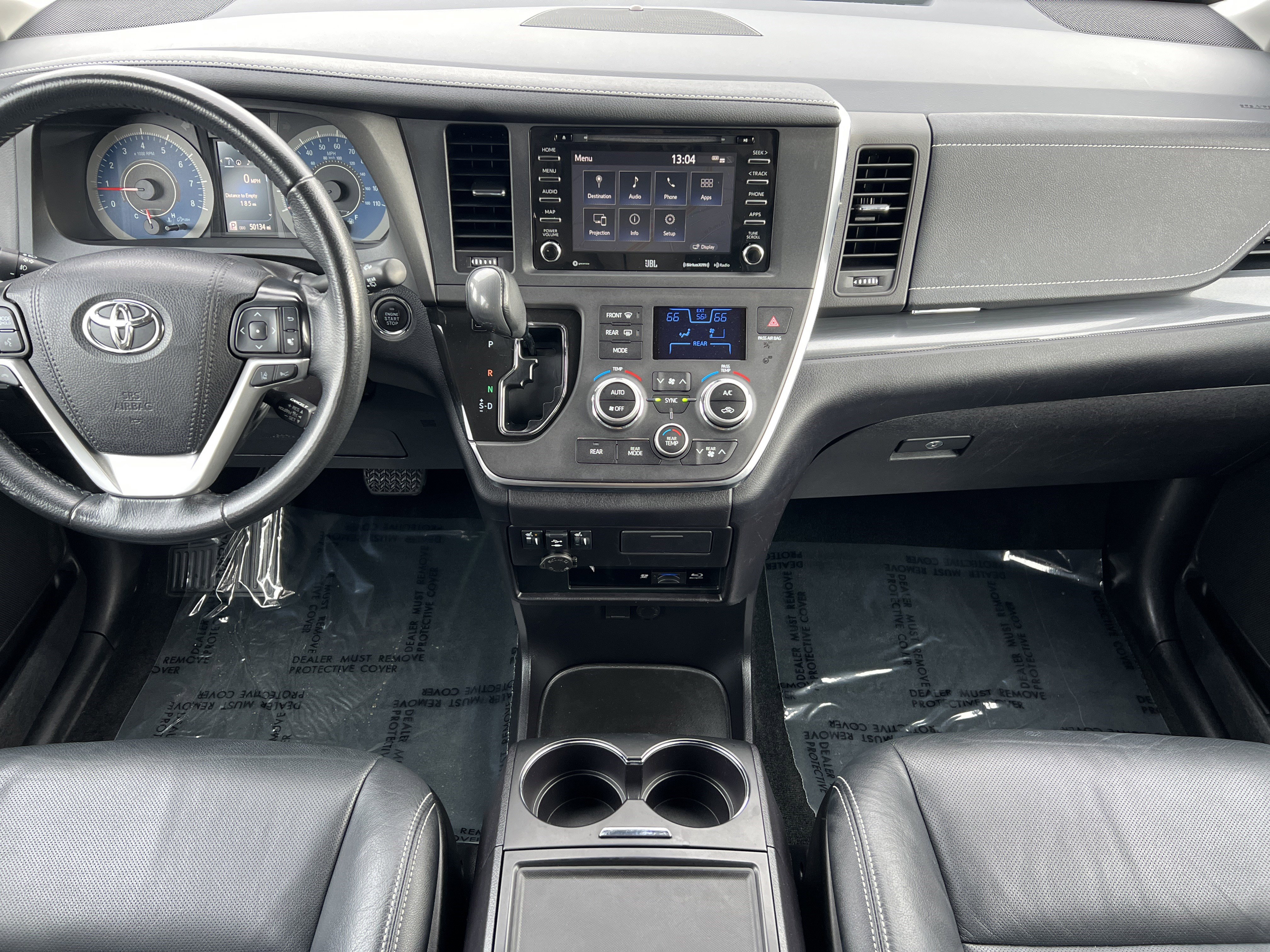 Used 2019 Toyota Sienna SE image 31