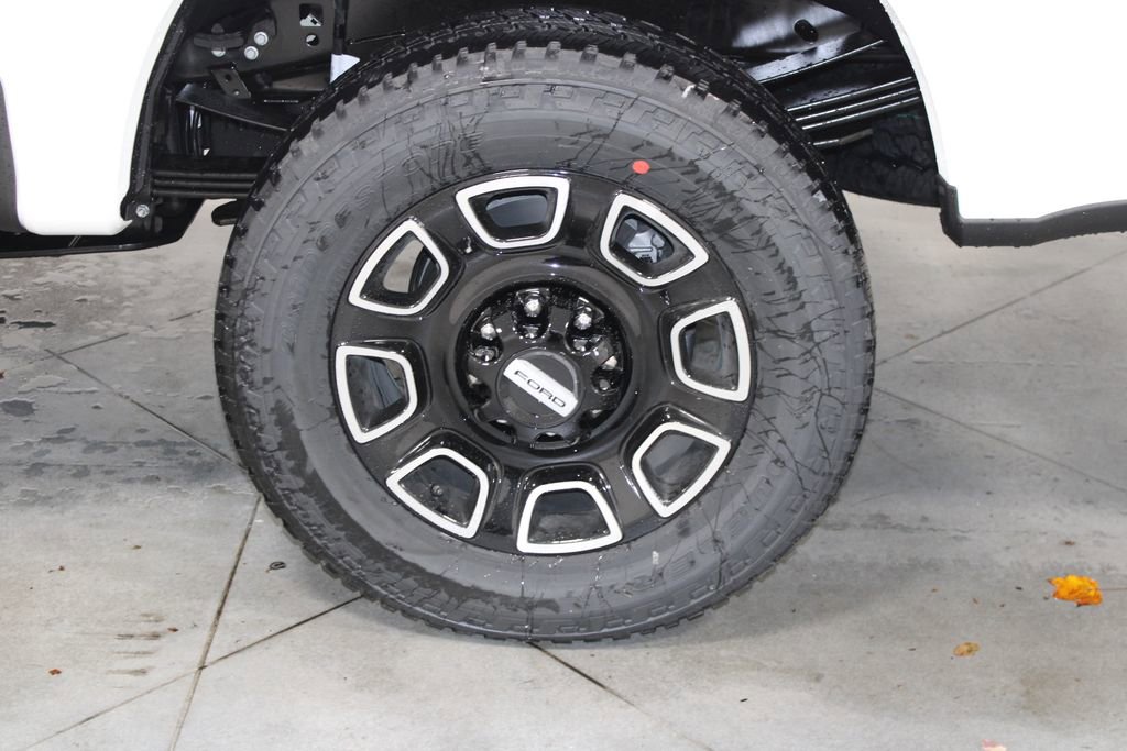 New 2026 Ford F250 Platinum image 22