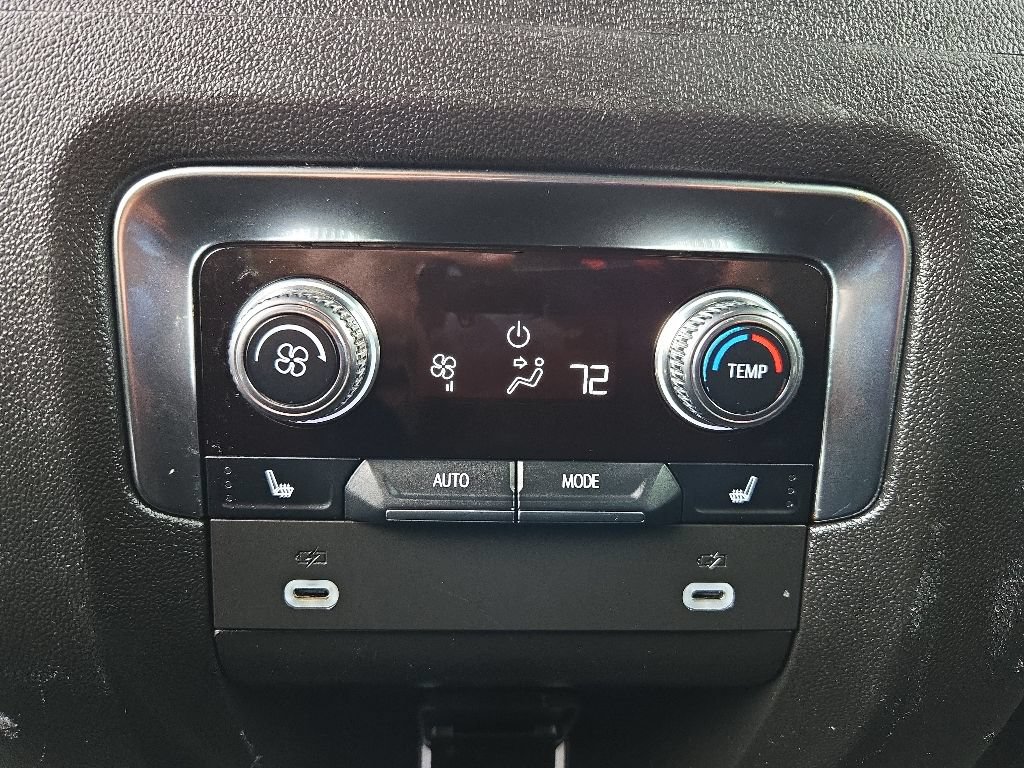 Used 2024 GMC Yukon Denali AWD/4WD image 47