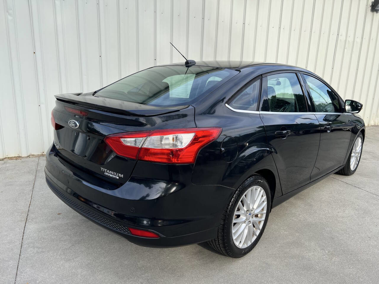 Used 2013 Ford Focus Titanium image 3