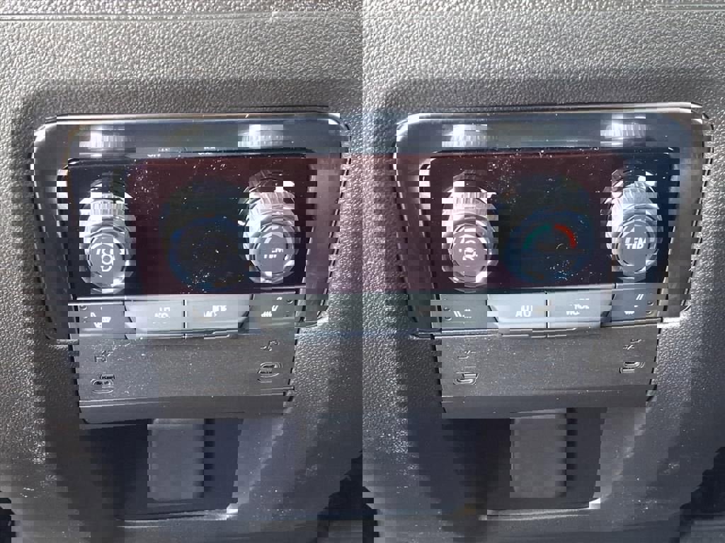 New 2025 Chevrolet Suburban Premier w/ Sun And Tow Package image 14