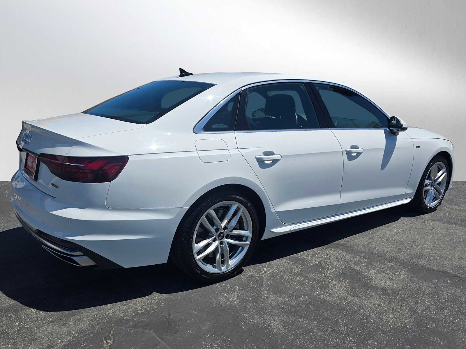 Used 2024 Audi A4 2.0T Premium Plus AWD/4WD image 3
