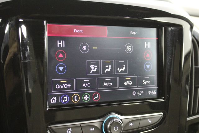 Used 2023 Chevrolet Traverse LS FWD image 33