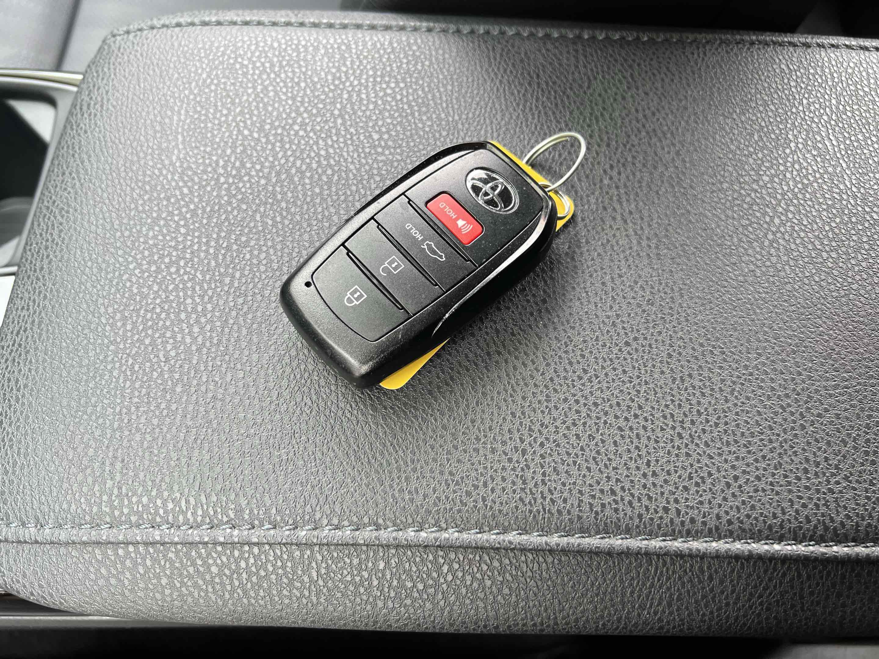 Used 2025 Toyota Camry XSE image 10