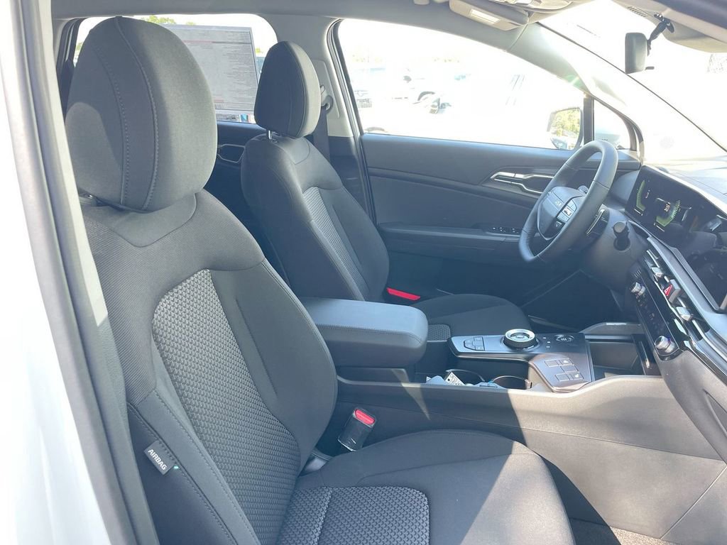 New 2026 Kia Sportage S image 49