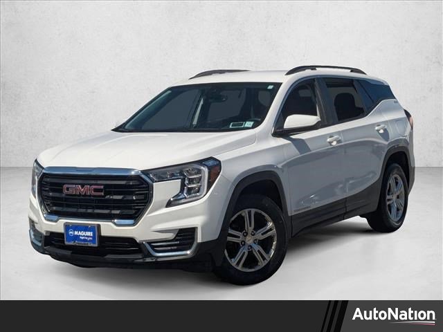 Used 2022 GMC Terrain SLE w/ Driver Convenience Package image 1