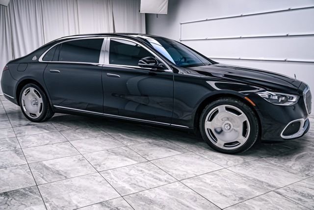 Used 2024 Mercedes-Benz Maybach S 580 Maybach S 580 image 2