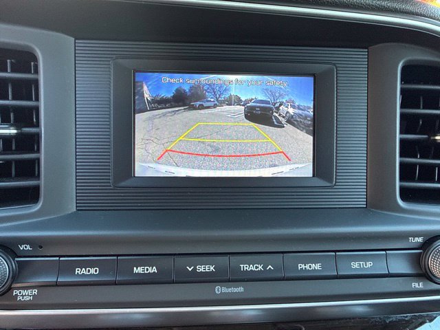 Used 2019 Hyundai Elantra SE w/ Cargo Package FWD image 10