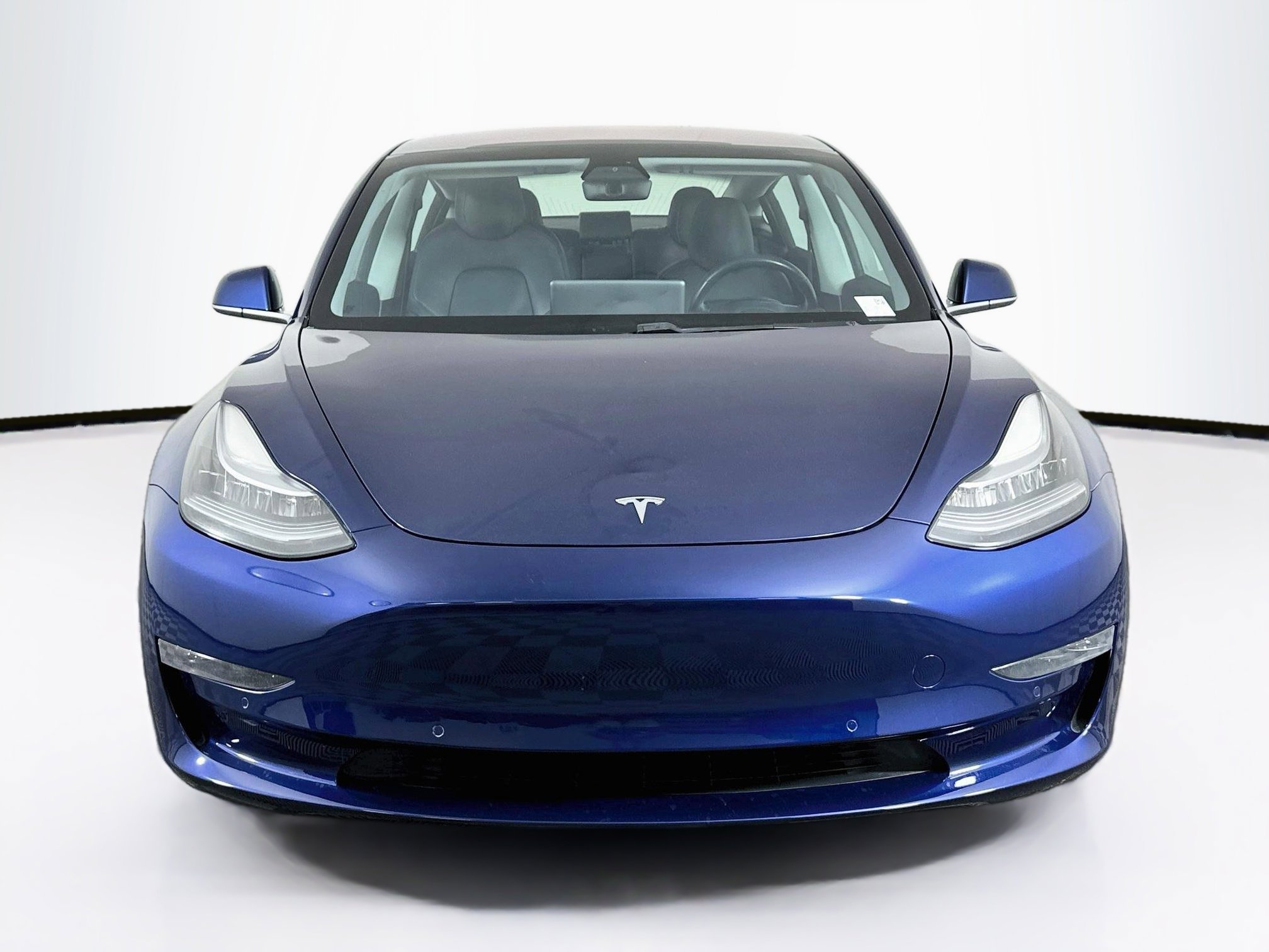 Used 2018 Tesla Model 3 Long Range RWD image 2