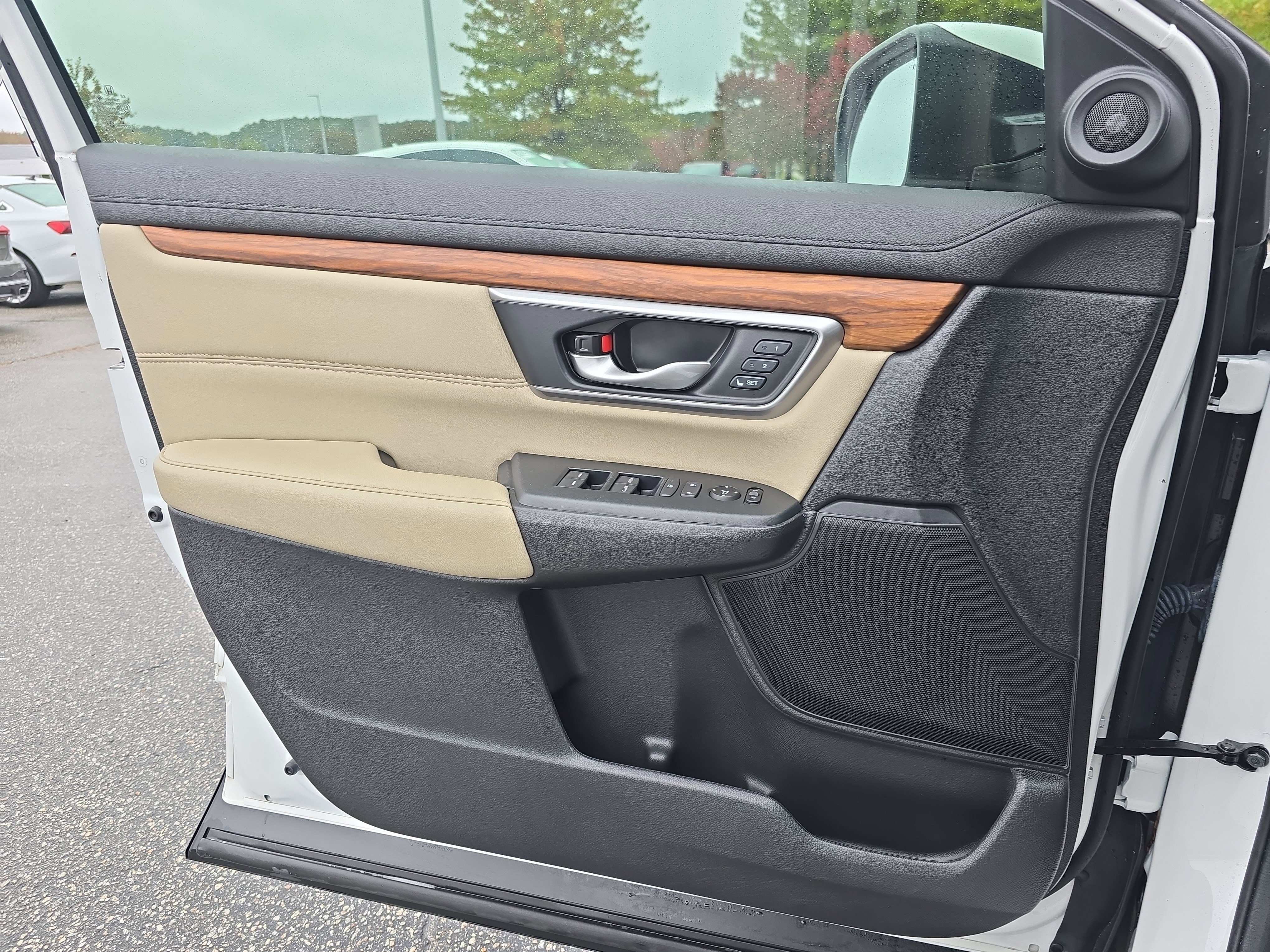 Used 2022 Honda CR-V EX-L image 24