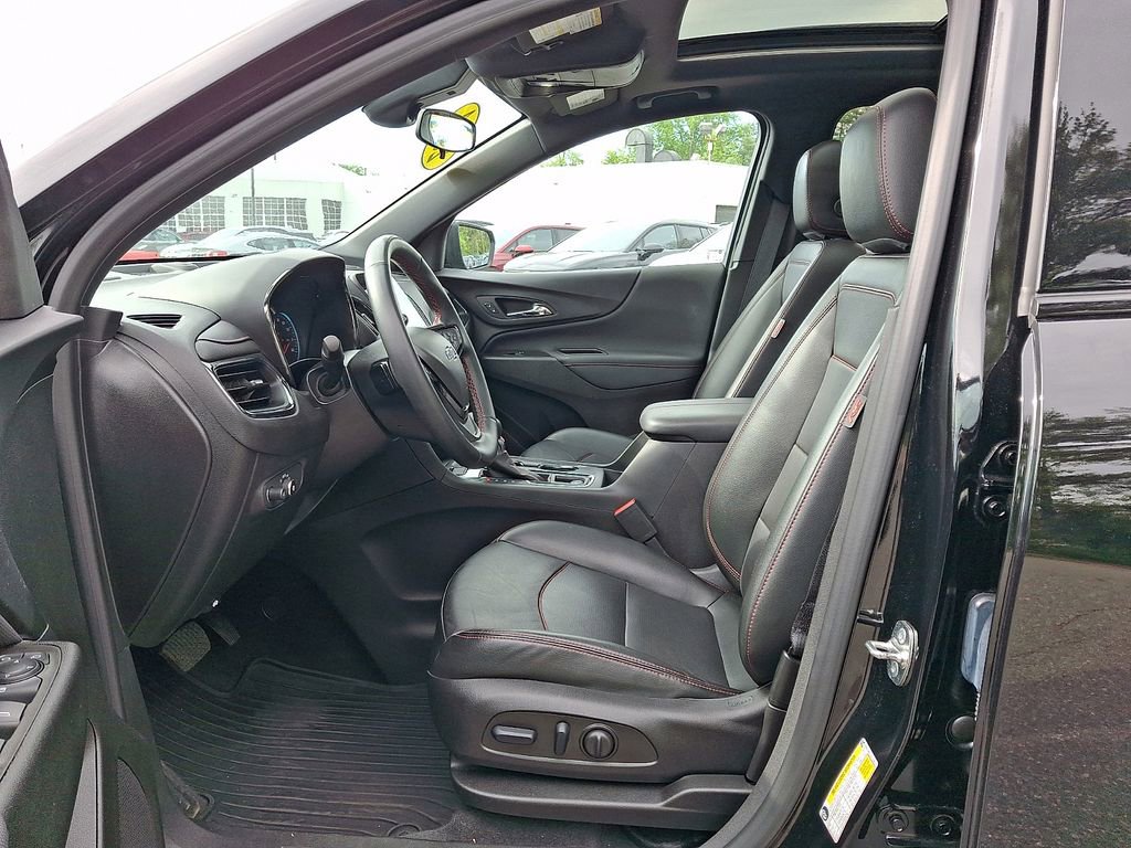 Used 2024 Chevrolet Equinox RS w/ RS Leather Package AWD/4WD image 14