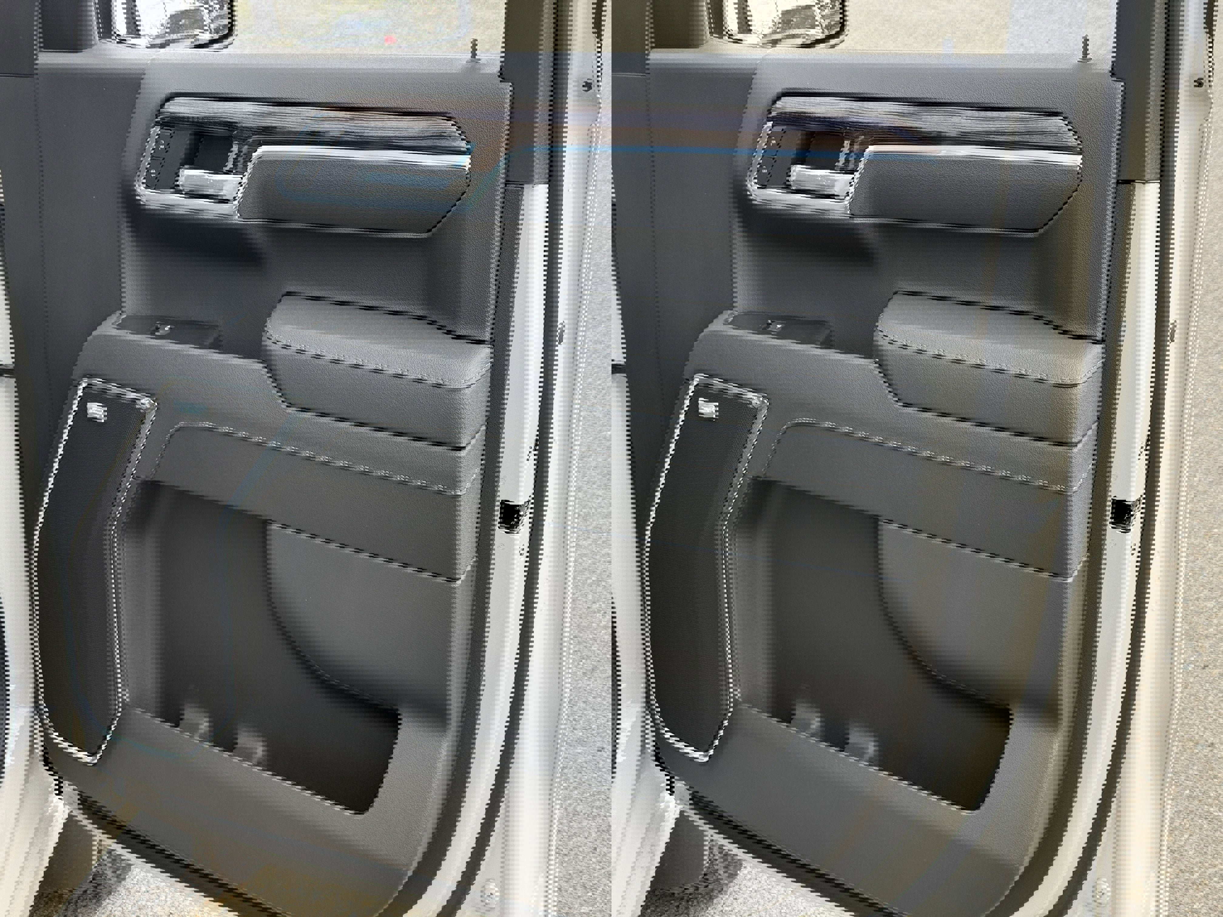 New 2026 Chevrolet Silverado 1500 RST w/ Dark Appearance Package image 21