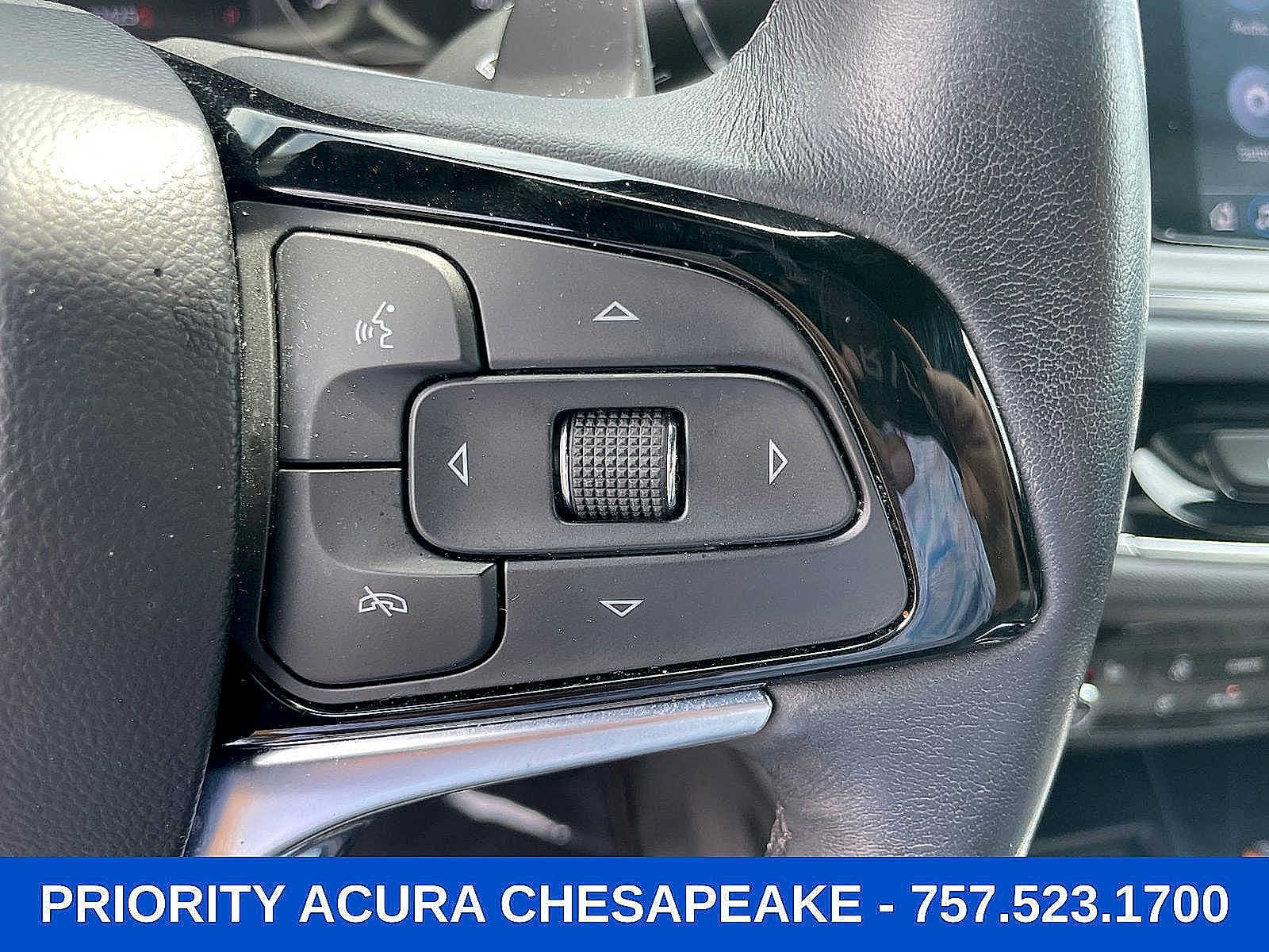 Used 2023 Buick Enclave Essence FWD image 15