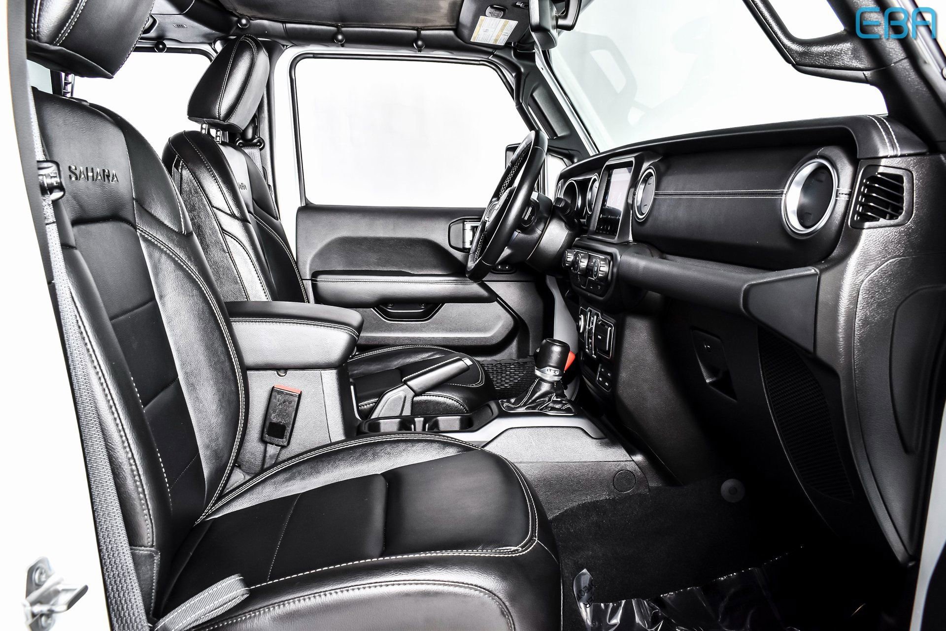 Used 2023 Jeep Wrangler Unlimited Sahara w/ Cold Weather Group image 25