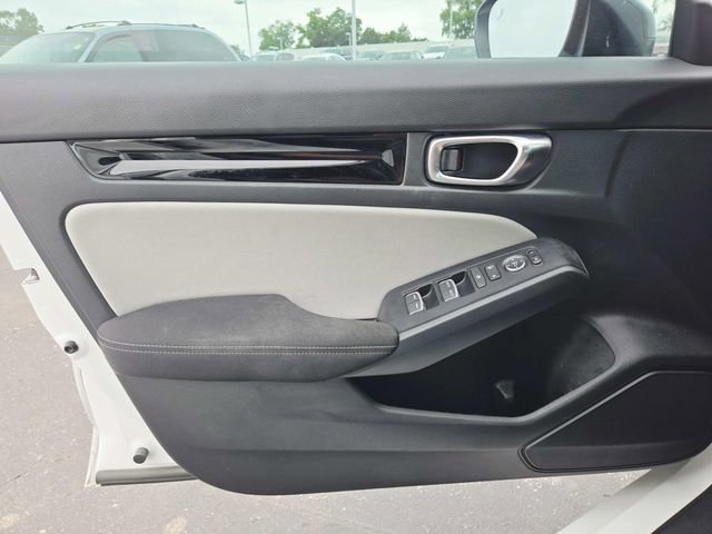 Used 2025 Honda Civic Sport image 29
